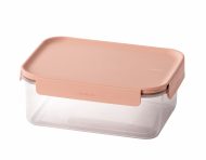 ⁦קופסת אחסון מרובעת 1.65 ליטר מכסה בצבע ורוד פסטל מסדרת קלאסיק פלוס של Lock&Lock⁩ – תמונה ⁦6⁩